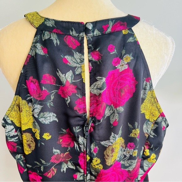 Torrid floral halter top - Picture 3 of 7